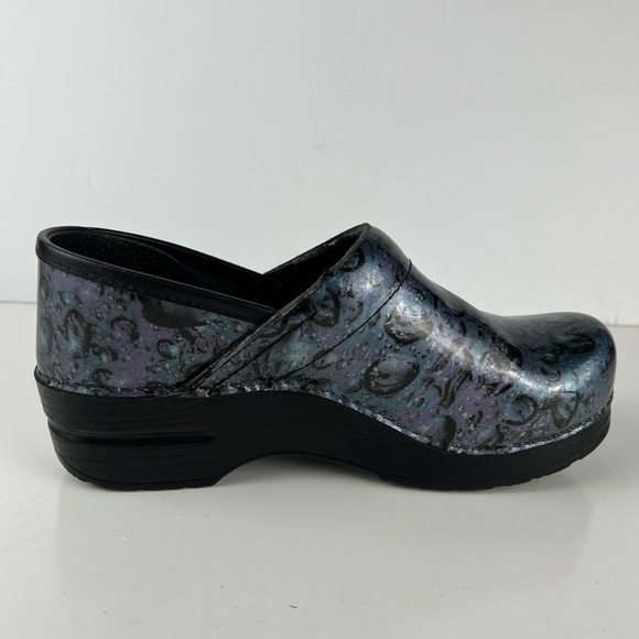 DANSKO Iridescent Silver Purple Bubbles Water Drop Professional Clogs SZ 38 - Picture 6 of 10